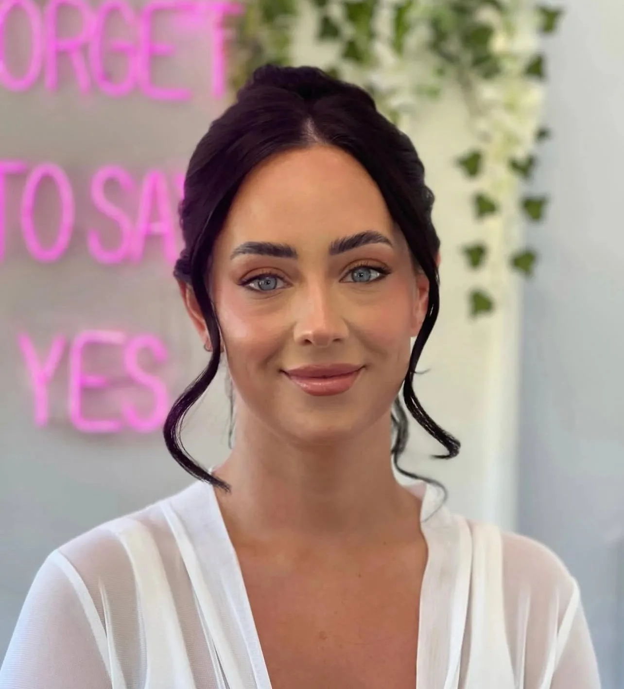 Bridal hair and airbrush makeup by VO evolution — photograph 6